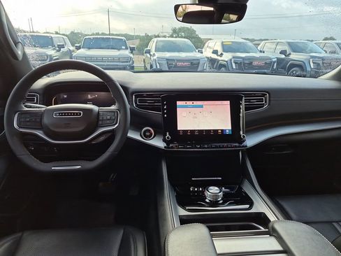 Used 2023 Jeep Wagoneer 2WD w/ Convenience Group I image 31