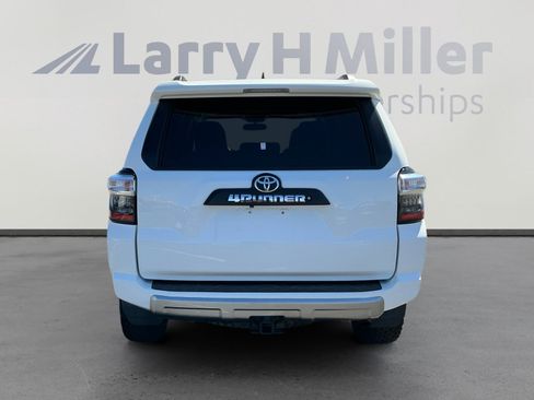 Used 2016 Toyota 4Runner Trail Premium image 2