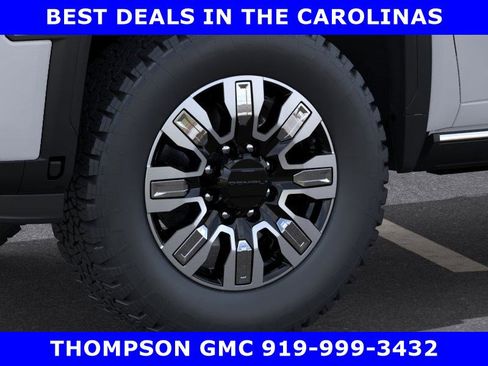 New 2025 GMC Sierra 2500 Denali w/ Denali Reserve Package image 12