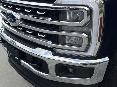 Used 2024 Ford F250 Lariat AWD/4WD image 11