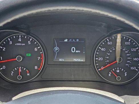 Used 2018 Kia Optima S w/ 18" Alloy Wheels Package image 7