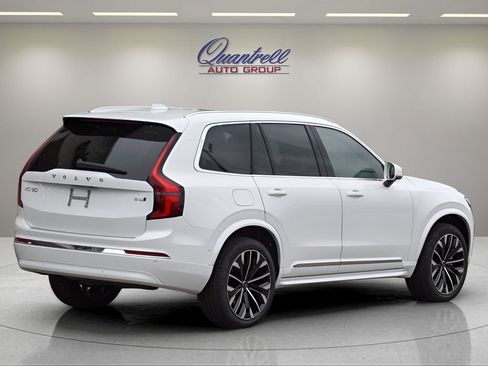 New 2026 Volvo XC90 B6 Plus w/ Protection Package Premier image 4