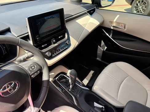 Used 2024 Toyota Corolla XLE FWD image 18