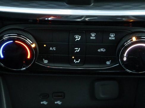 New 2026 Buick Encore GX Sport Touring w/ Comfort Package FWD image 31