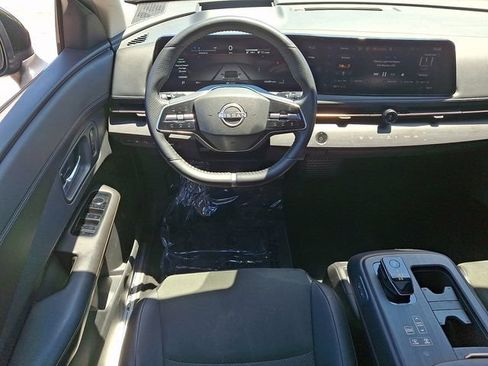 Used 2023 Nissan Ariya AWD image 13