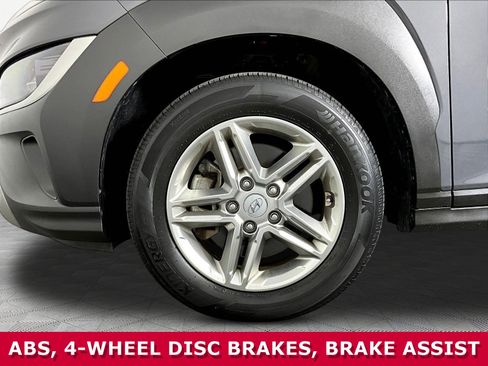 Used 2023 Hyundai Kona SE AWD/4WD image 32