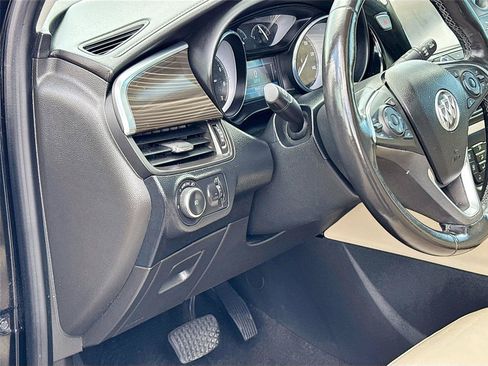 Used 2019 Buick Envision Essence AWD/4WD image 10