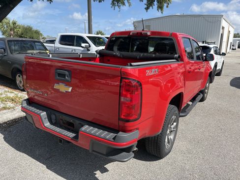 Used 2018 Chevrolet Colorado Z71 RWD image 7