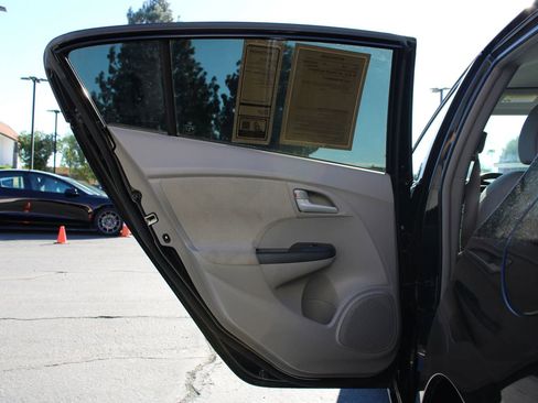 Used 2013 Honda Insight EX image 20