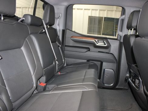 Used 2024 GMC Sierra 1500 Denali AWD/4WD image 31