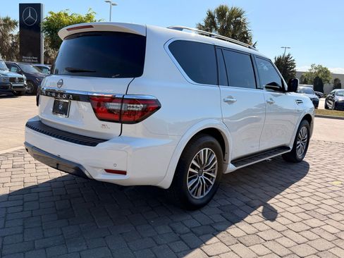 Used 2022 Nissan Armada SL w/ Captain's Chairs Package RWD image 8