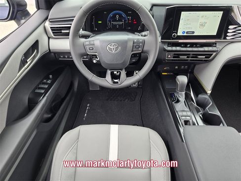 New 2026 Toyota Camry SE image 8