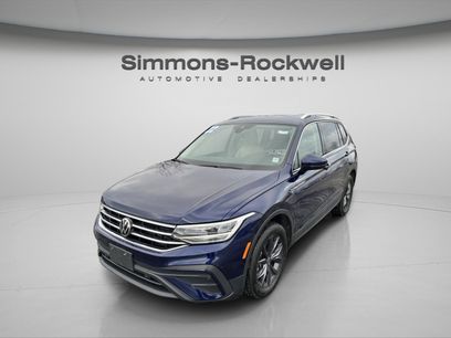 Used 2022 Volkswagen Tiguan SE