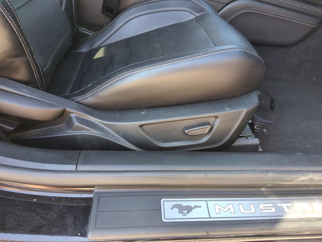 Used 2020 Ford Mustang GT Premium RWD image 28