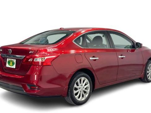 Used 2019 Nissan Sentra SV FWD image 2