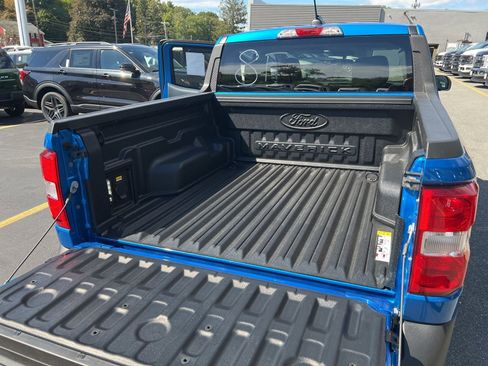 New 2025 Ford Maverick XLT w/ XLT Luxury Package image 8