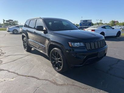 Used 2019 Jeep Grand Cherokee Altitude