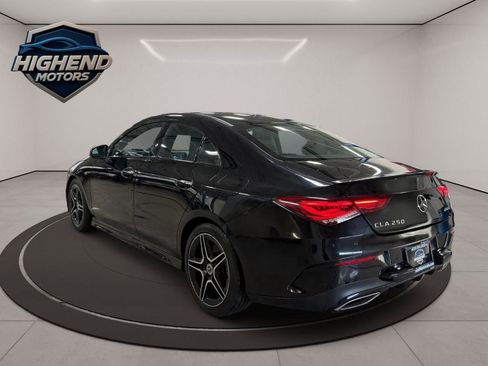 Used 2022 Mercedes-Benz CLA 250 4MATIC image 4