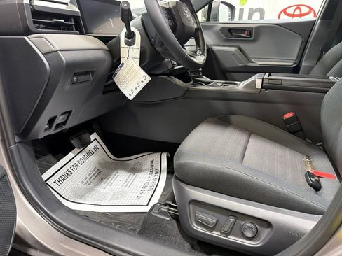 Used 2026 Toyota RAV4 SE w/ Weather Package AWD/4WD image 22