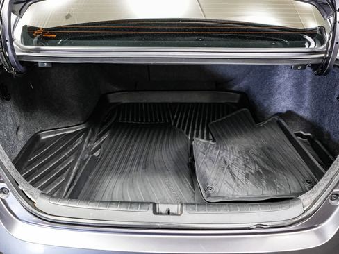 Used 2020 Honda Accord Sport image 24