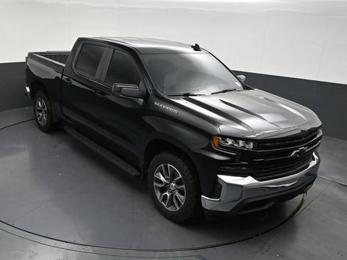 Used 2020 Chevrolet Silverado 1500 LT w/ Texas Edition RWD image 21