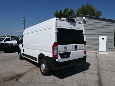 Used 2023 RAM ProMaster 2500 FWD image 9