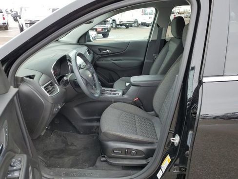 Used 2024 Chevrolet Equinox LT image 24