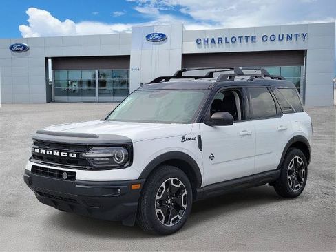 Certified 2022 Ford Bronco Sport Outer Banks AWD/4WD image 2