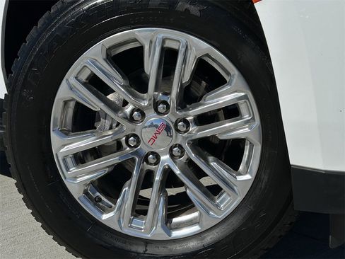 Certified 2021 GMC Yukon SLT image 11