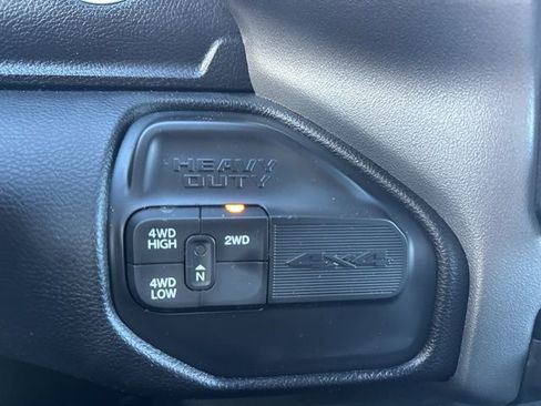 Used 2024 RAM 3500 Big Horn image 32