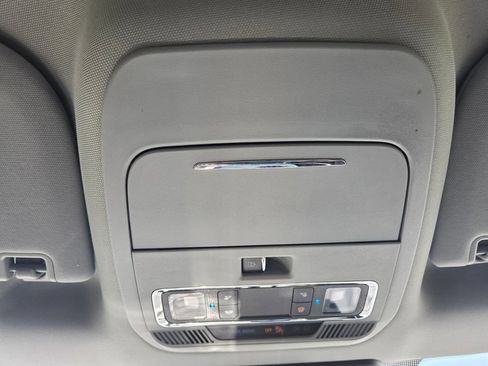 Used 2022 Ford F150 Lariat AWD/4WD image 19
