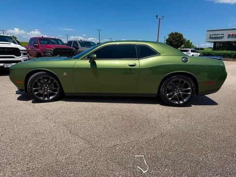 Used 2023 Dodge Challenger R/T Scat Pack w/ Plus Package RWD image 12