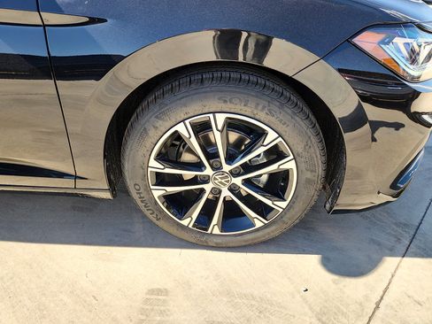 New 2026 Volkswagen Jetta Sport FWD image 9