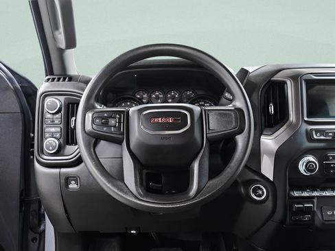 Used 2023 GMC Sierra 1500 Pro w/ Graphite Edition AWD/4WD image 9