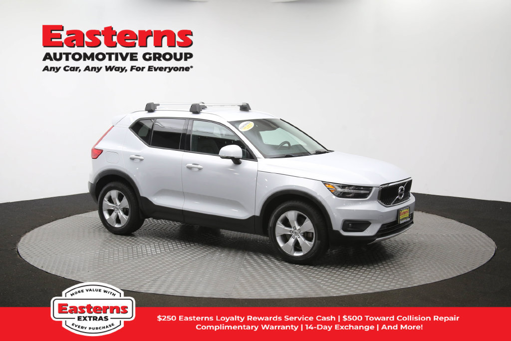 Used 2021 Volvo XC40 T4 Momentum FWD image 47