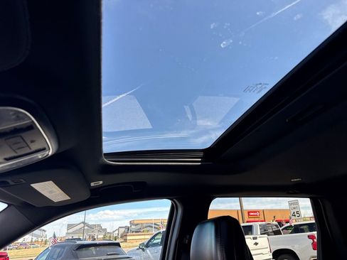 Used 2017 Jeep Grand Cherokee Trailhawk image 21