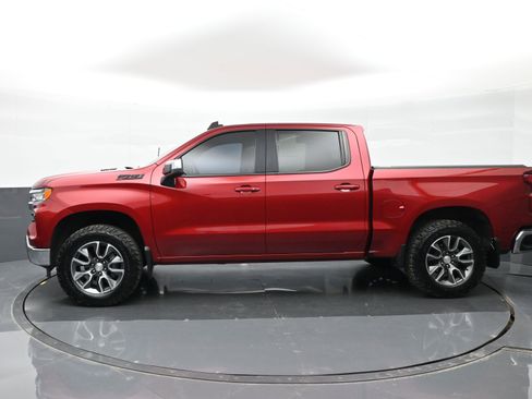 Used 2023 Chevrolet Silverado 1500 LT AWD/4WD image 9