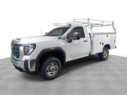 New 2025 GMC Sierra 2500 Pro w/ Convenience Package