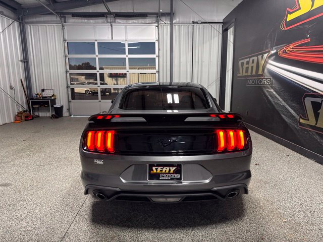 Used 2018 Ford Mustang Coupe w/ Black Accent Pkg RWD image 17