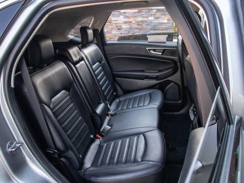 Used 2024 Ford Edge SEL image 23