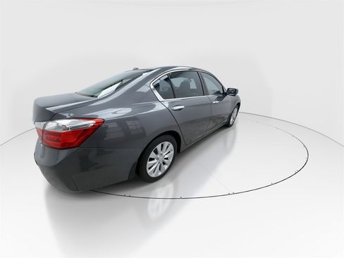 Used 2015 Honda Accord Touring image 8