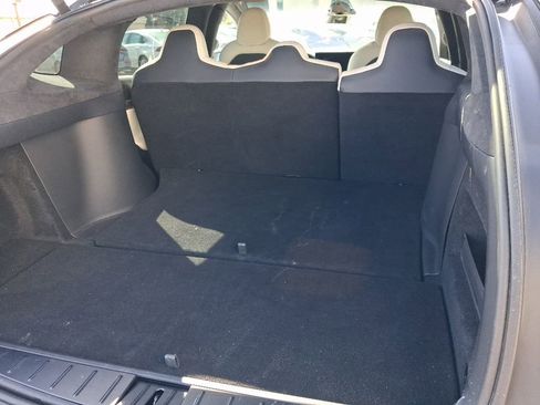 Used 2022 Tesla Model X AWD/4WD image 10