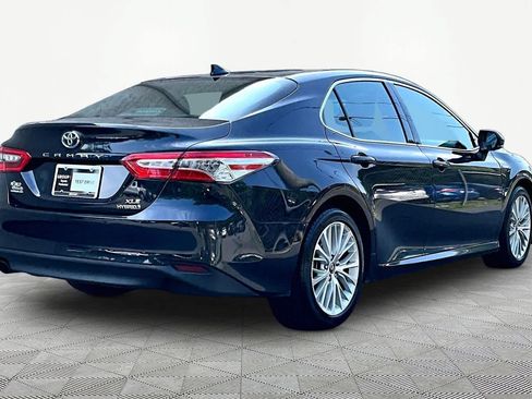 Certified 2018 Toyota Camry XLE w/ Audio Package FWD image 13
