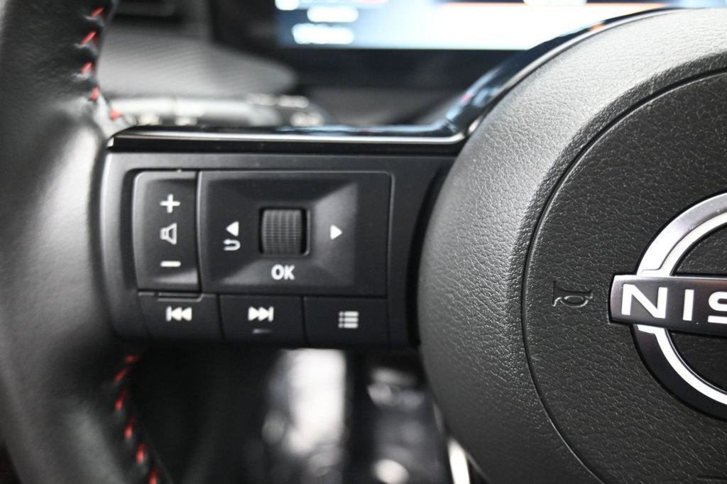 Used 2026 Nissan Kicks SR FWD image 43