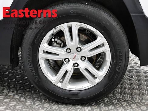 Used 2024 GMC Terrain SLE image 35