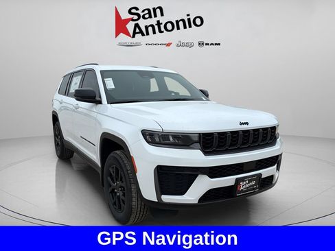 New 2026 Jeep Grand Cherokee L 4WD image 2