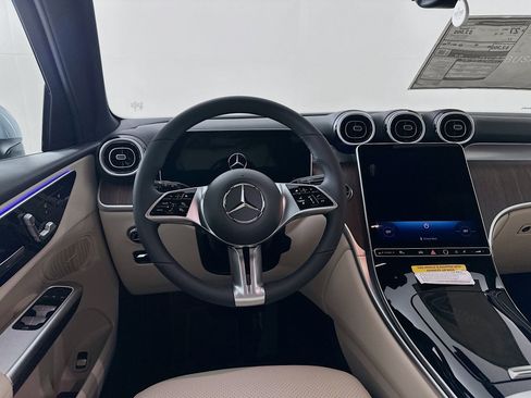 New 2026 Mercedes-Benz GLC 300 image 23