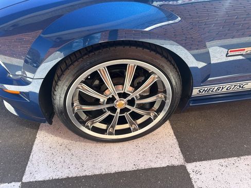 Used 2008 Ford Mustang GT RWD image 17