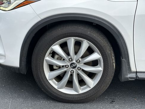 Used 2019 INFINITI QX50 Essential w/ Proactive Package image 12