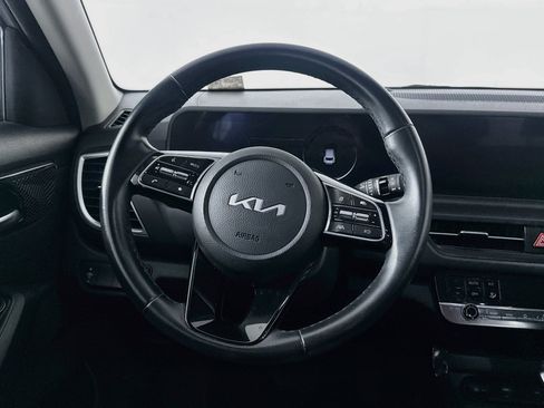 Used 2026 Kia Seltos EX FWD image 18